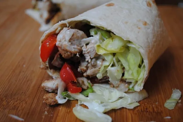 Spicy stir fry chicken wraps recipe