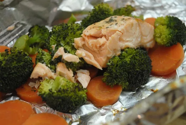 Garlic Honey Salmon with Vegetables recipe