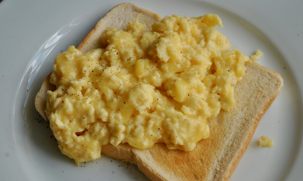 cheese scrambled eggs recipe - 1