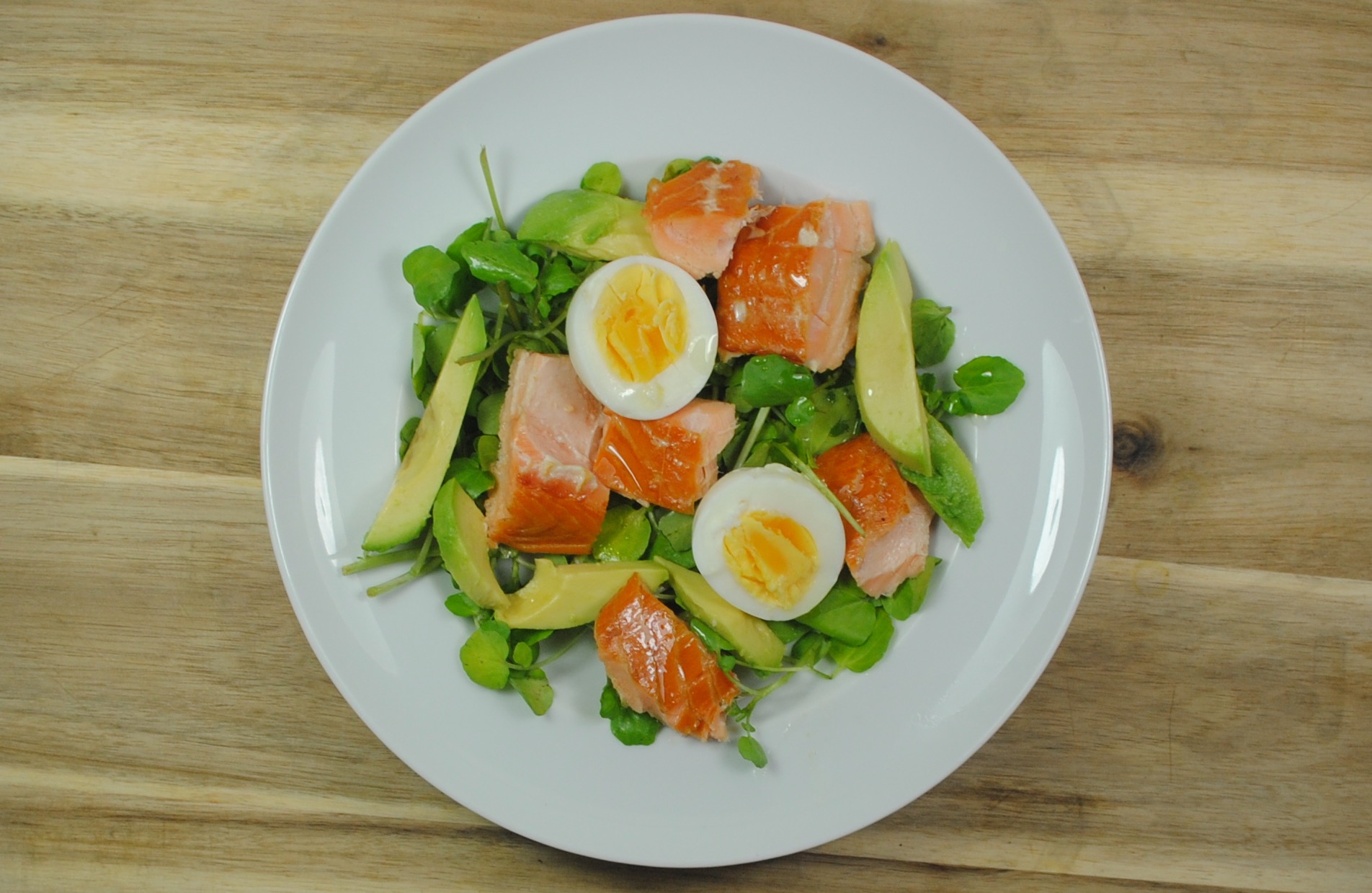 Healthy Salmon, Avocado and Egg Salad Recipe - 1