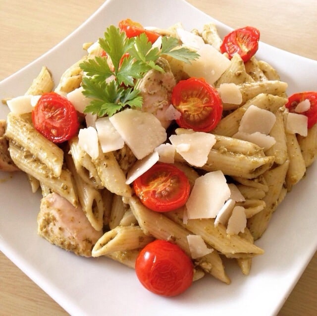 Chicken pesto pasta with roasted tomatoes