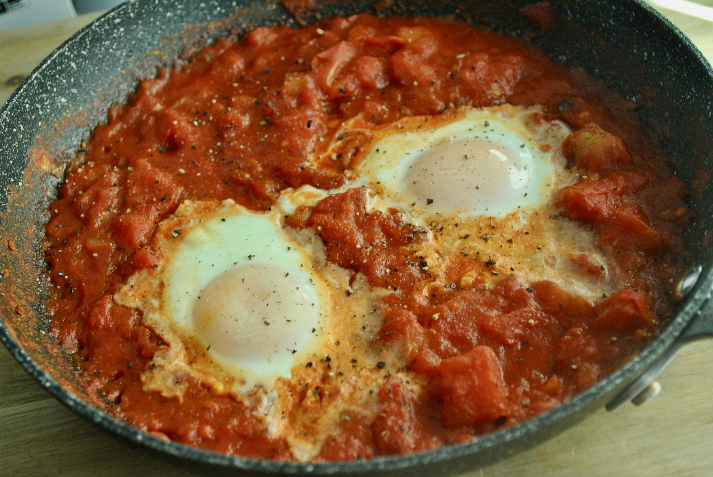 Spicy Shakshuka Eggs Breakfast Recipe - 1